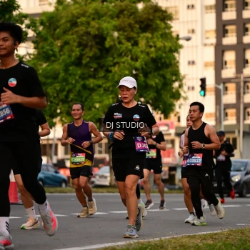 Runner Photo 4123762