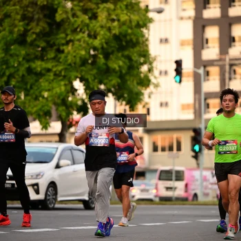 Runner Photo 4123791