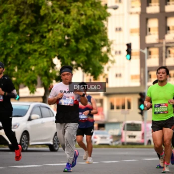 Runner Photo 4123795