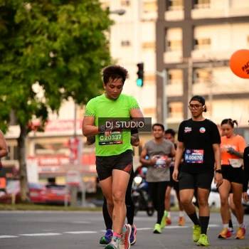 Runner Photo 4123800