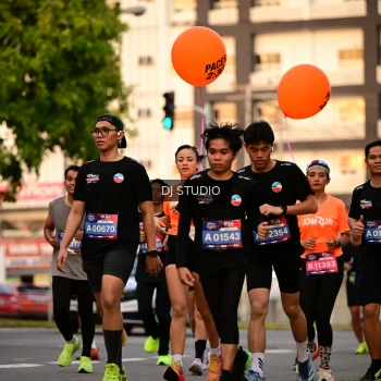 Runner Photo 4123810
