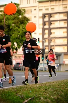 Runner Photo 4123828