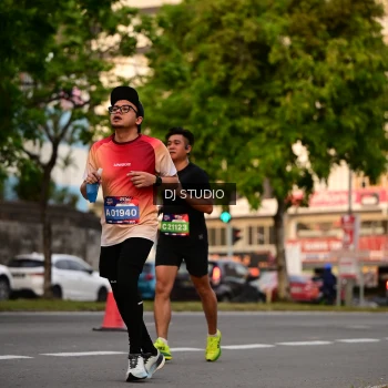 Runner Photo 4123865
