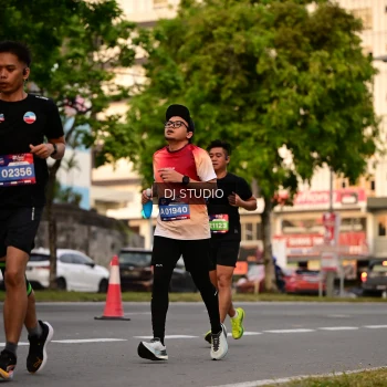 Runner Photo 4123866