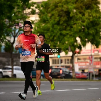 Runner Photo 4123870