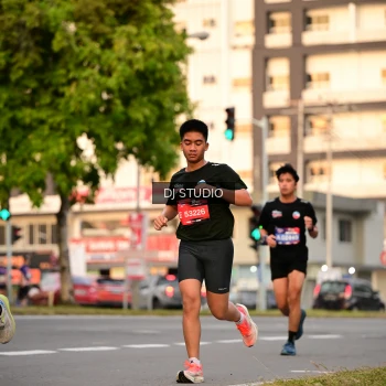 Runner Photo 4123880