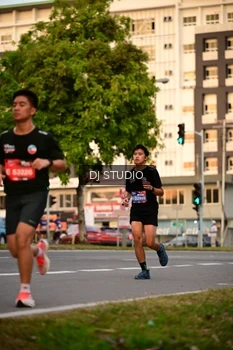 Runner Photo 4123887