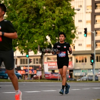 Runner Photo 4123888