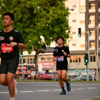 Runner Photo 4123890