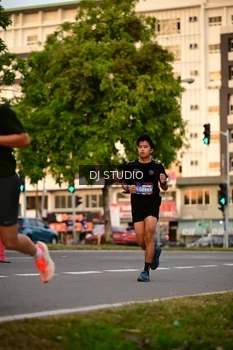 Runner Photo 4123894
