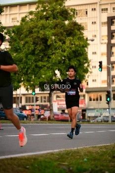 Runner Photo 4123896