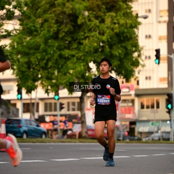 Runner Photo 4123897