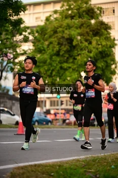 Runner Photo 4123930