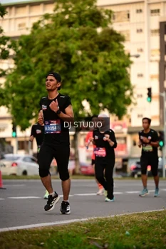 Runner Photo 4123939