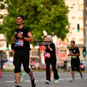 Runner Photo 4123948