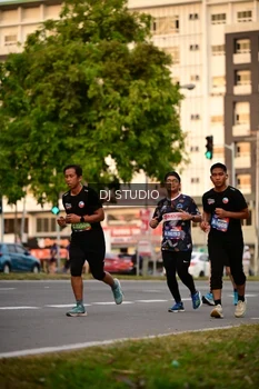 Runner Photo 4123961