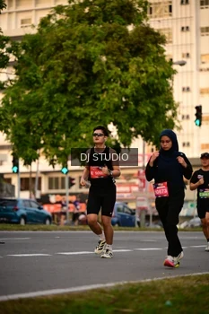 Runner Photo 4124014