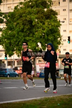 Runner Photo 4124021