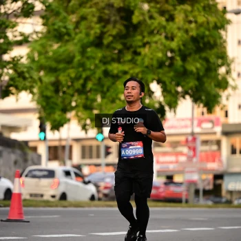 Runner Photo 4124071