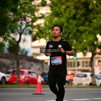 Runner Photo 4124072