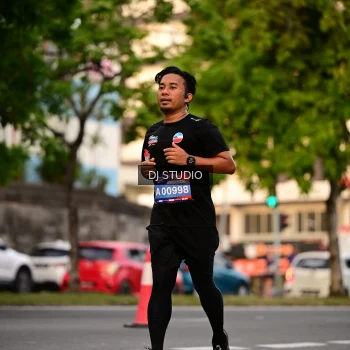 Runner Photo 4124078