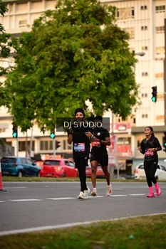 Runner Photo 4124091