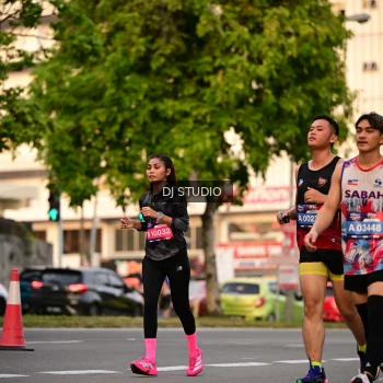 Runner Photo 4124095