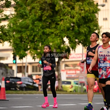 Runner Photo 4124096