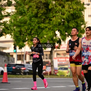 Runner Photo 4124101