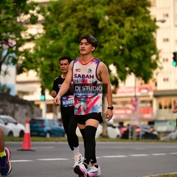 Runner Photo 4124120