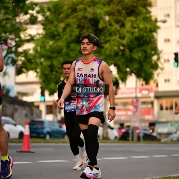 Runner Photo 4124122