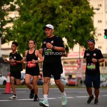 Runner Photo 4124127