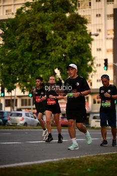 Runner Photo 4124130