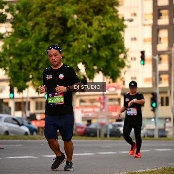 Runner Photo 4124137