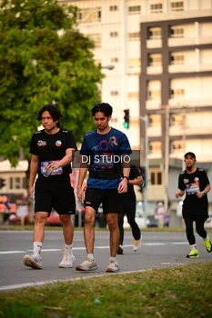 Runner Photo 4124170