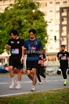 Runner Photo 4124179
