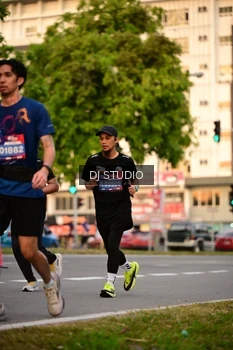Runner Photo 4124182