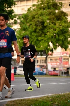 Runner Photo 4124194