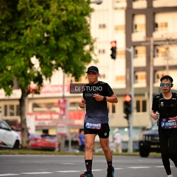 Runner Photo 4124212