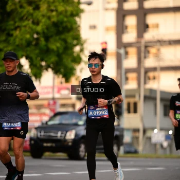 Runner Photo 4124216