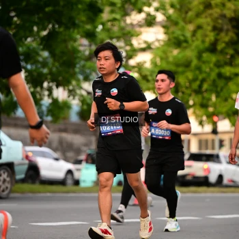 Runner Photo 4124257