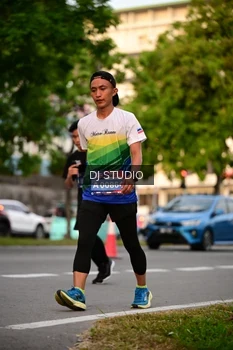 Runner Photo 4124277
