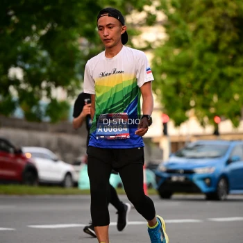 Runner Photo 4124278