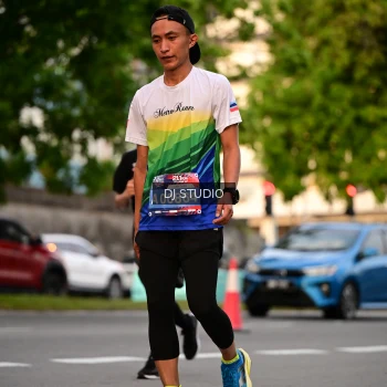 Runner Photo 4124280