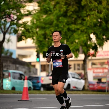 Runner Photo 4124284