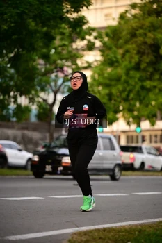 Runner Photo 4124306