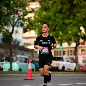 Runner Photo 4124322