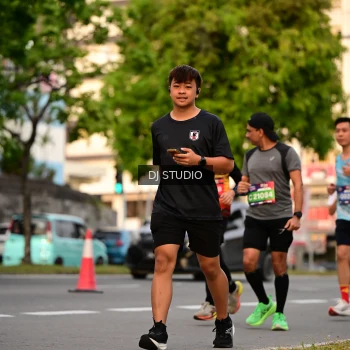 Runner Photo 4124327