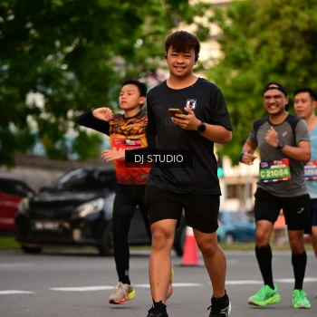Runner Photo 4124328