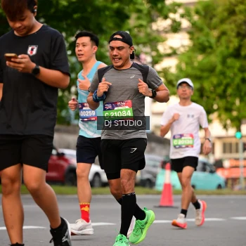 Runner Photo 4124342